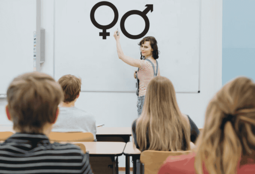 Expert urges parents to start early on sex education